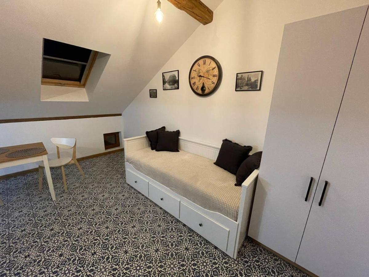 Apartments Galicia Lviv Exterior photo